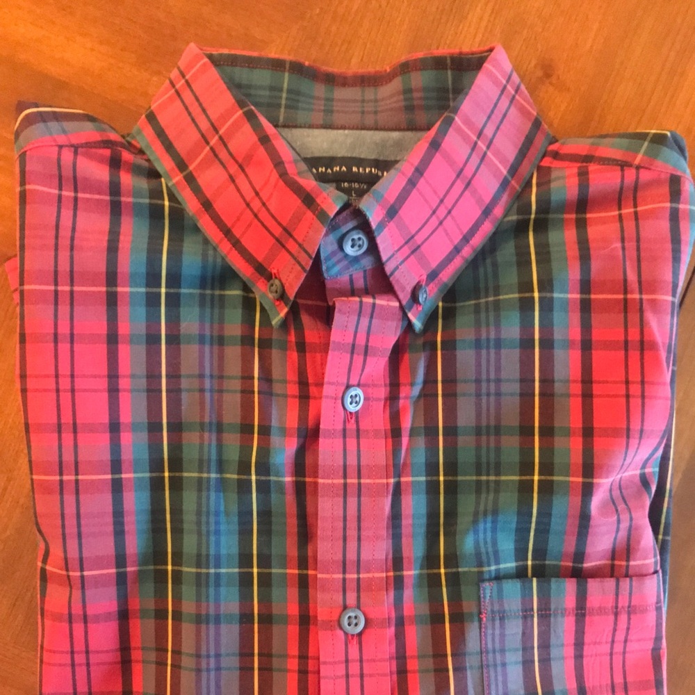 Banana Republic Button-Down - Picture 3 of 6